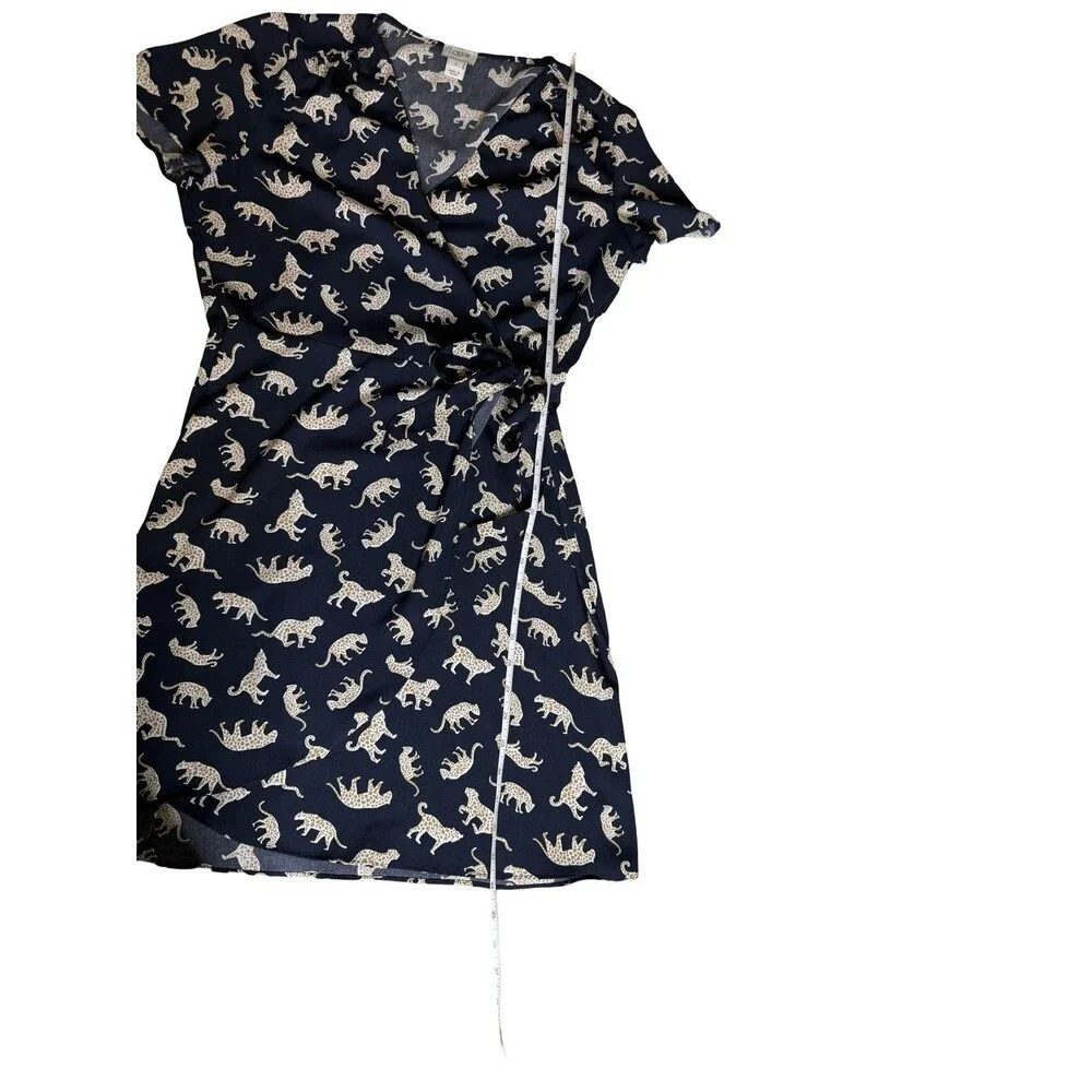 J.Crew size 6 Women’s Navy Blue Leopard Print Short Sleeve Wrap Dress